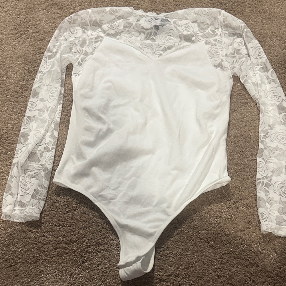 White Lace Long Sleeve Bodysuit